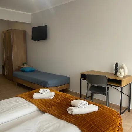 204 Planeta, 100 M Od Plazy, Centrum Apartment *