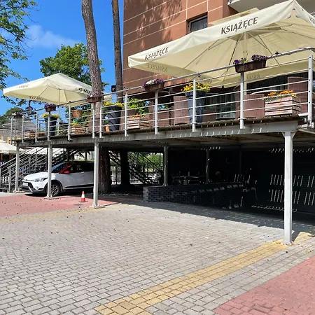 204 Planeta, 100 M Od Plazy, Centrum *