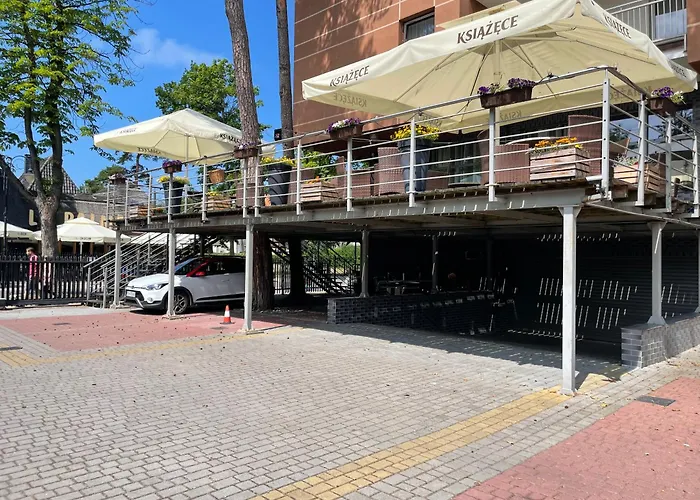 204 Planeta, 100 M Od Plazy, Centrum *